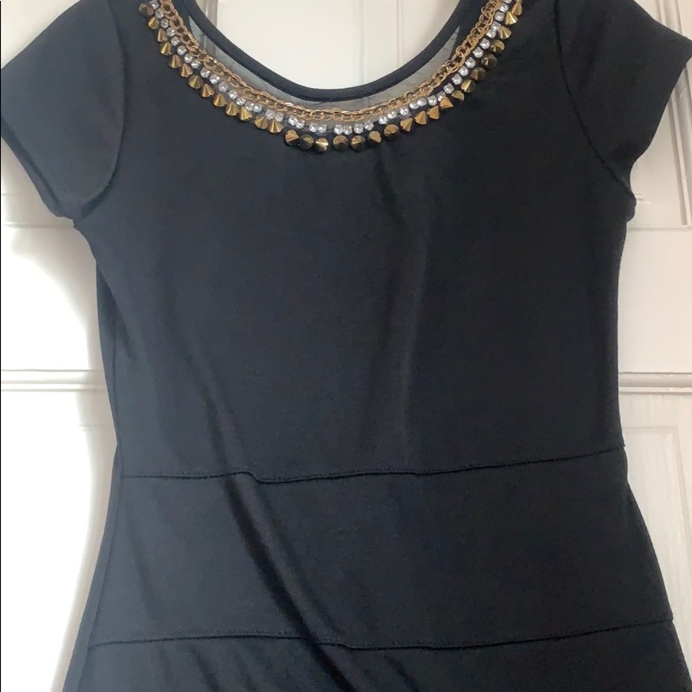 Dress - Picture 3 of 4